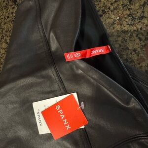 Faux leather leggings